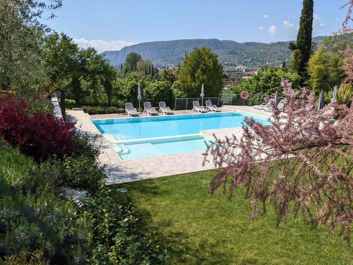 Appartamenti Le Rasole Garda  Exterior foto